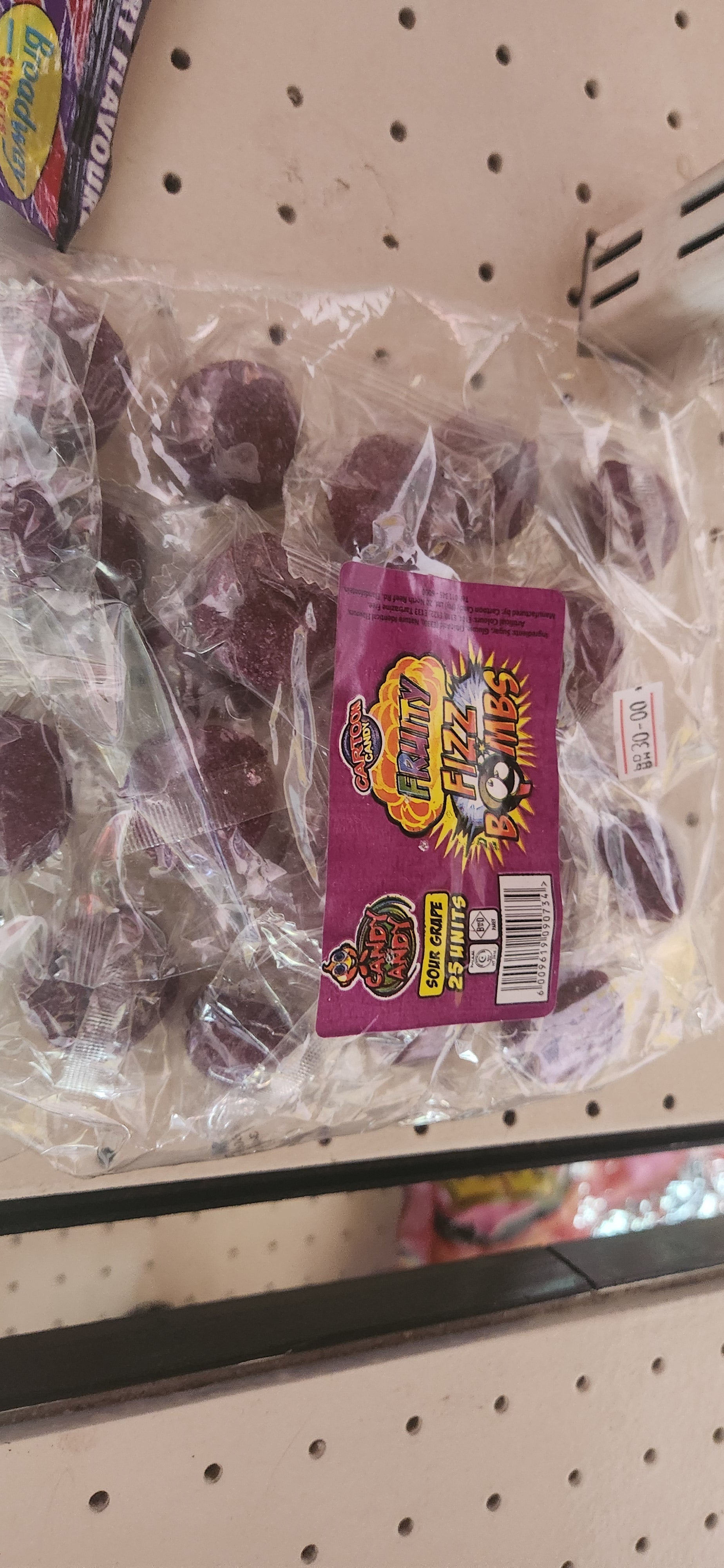 Fruity Fizz Bomb Sour Grape